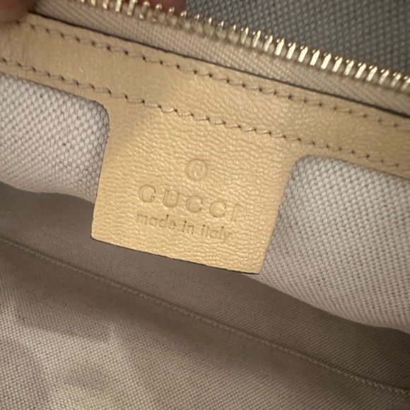 Flash sale 🎈🎈🎈Gucci Horsebit tote - Picture 4 of 10